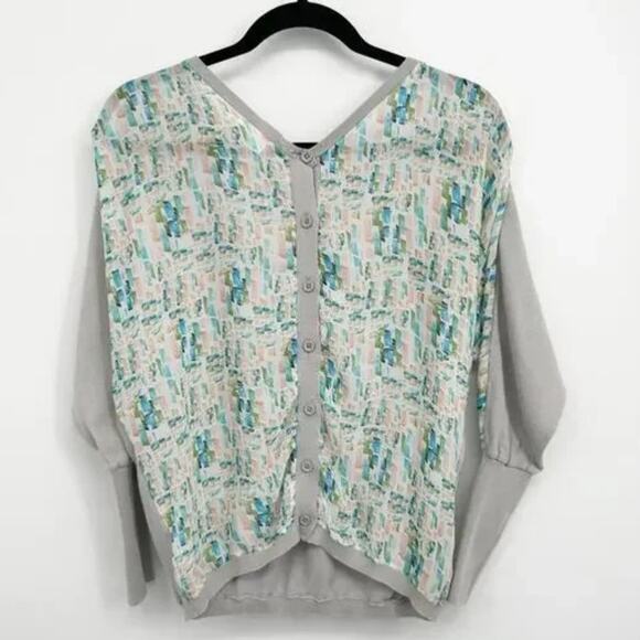 Anthropologie Moth Top Sweater Gray Green Button Back Lightweight Flowy Boho SM - Picture 1 of 9